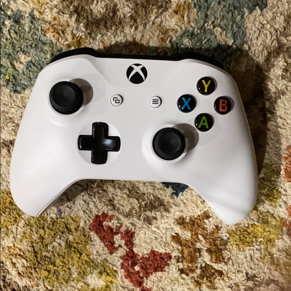 Xbox one controllers!